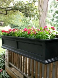 Fairfield Self-Watering Window Box, 5’ 11 Fairfield Self-Watering Window Box, 5’ -Default Template 3 8588938 101V tif