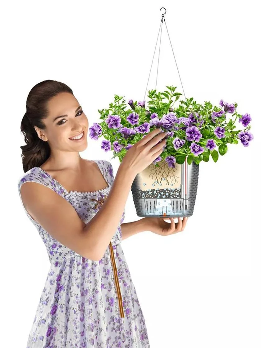 Lechuza® Nido Cottage Wicker Hanging Planter 2 Lechuza® Nido Cottage Wicker Hanging Planter - Image 2