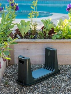 Plastic Garden Kneeler And Seat -Default Template 3 8600271 0729 tif