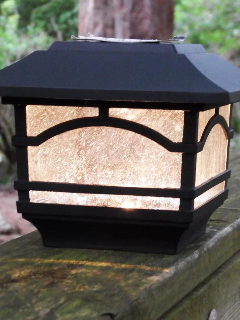 Solar Post Cap Railing Light 2-Pack 4 Solar Post Cap Railing Light 2-Pack - Image 4