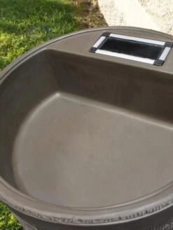 Round Rain Barrel With Planter, 35 Gallons -Default Template 3 8612856WALNT 02V tif